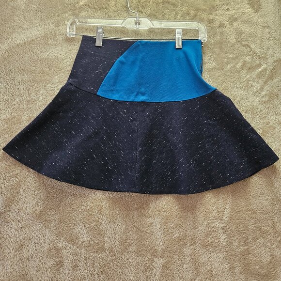 Wilfred Dresses & Skirts - wilfred Skirt Fabric made in Italy Side Zipper Women's Size 2 Colour-blocked